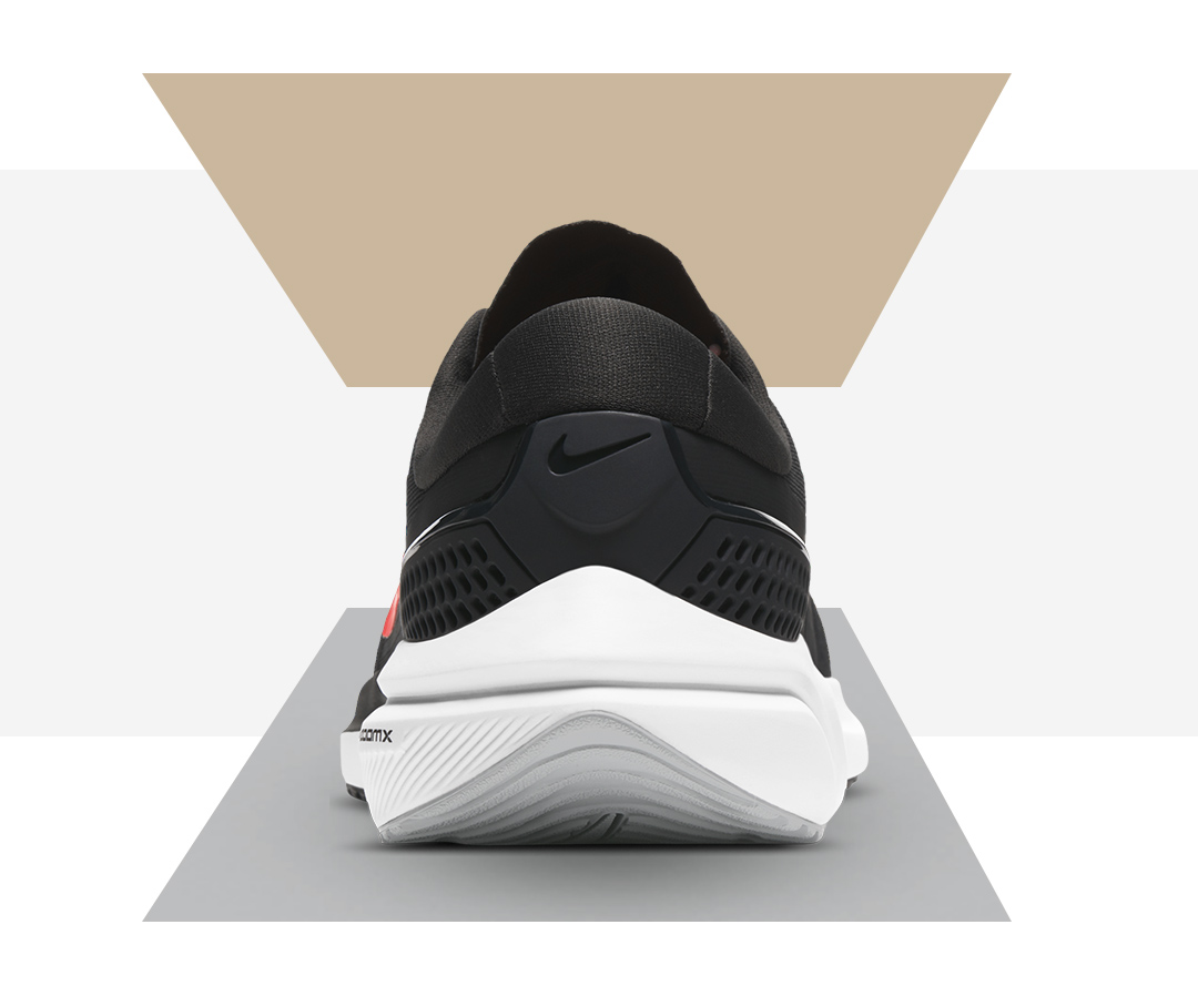 Nike Vomero 15 Zoom X