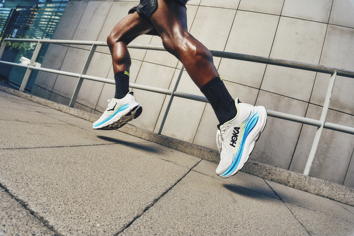 hoka clifton 11
