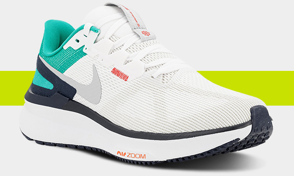 Nike Structure 25